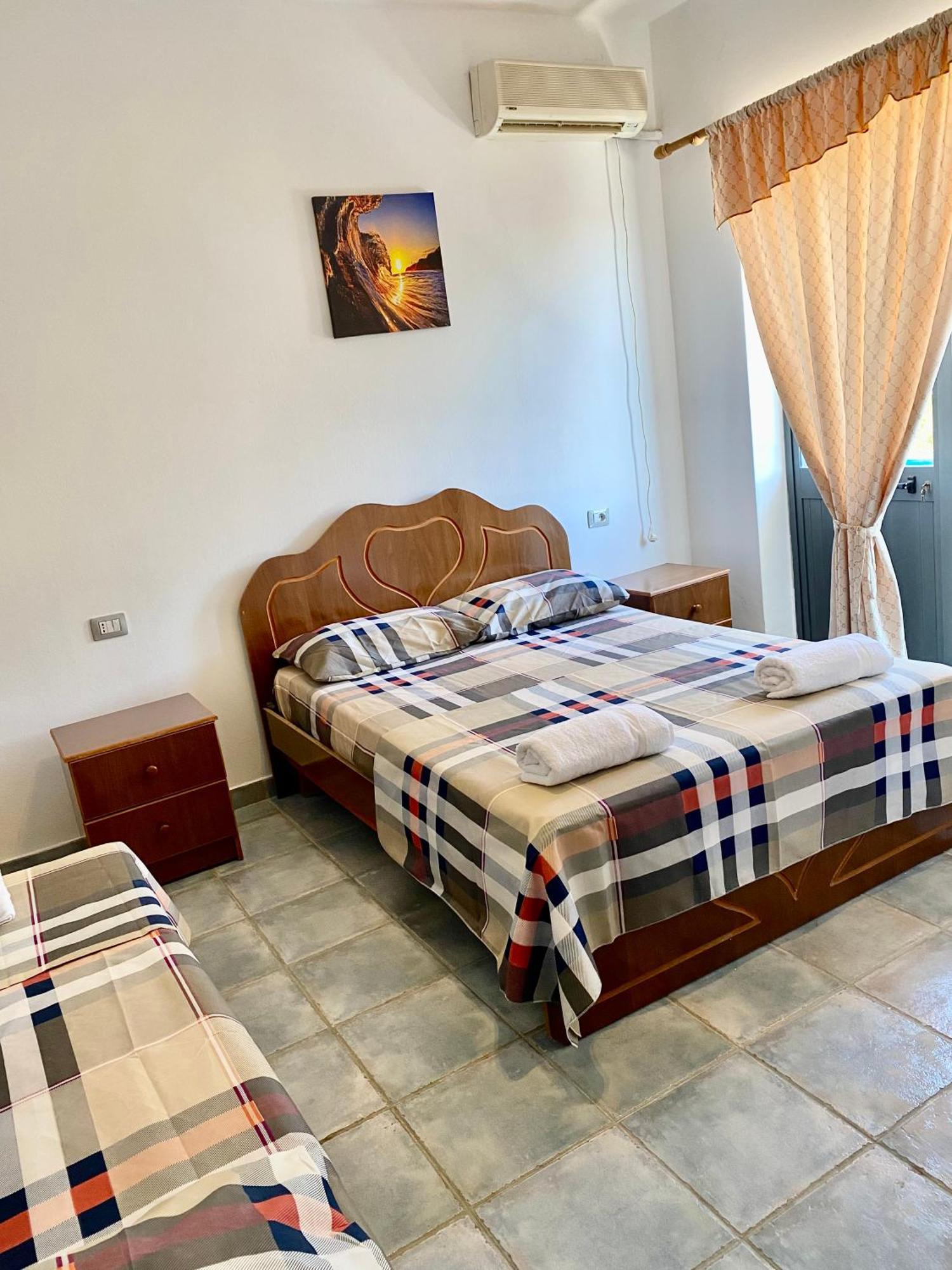 Hotel Adriatik Shëngjin Zewnętrze zdjęcie